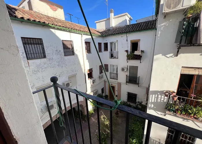 Apartamento Con Patio Para 4 En El Casco Historico